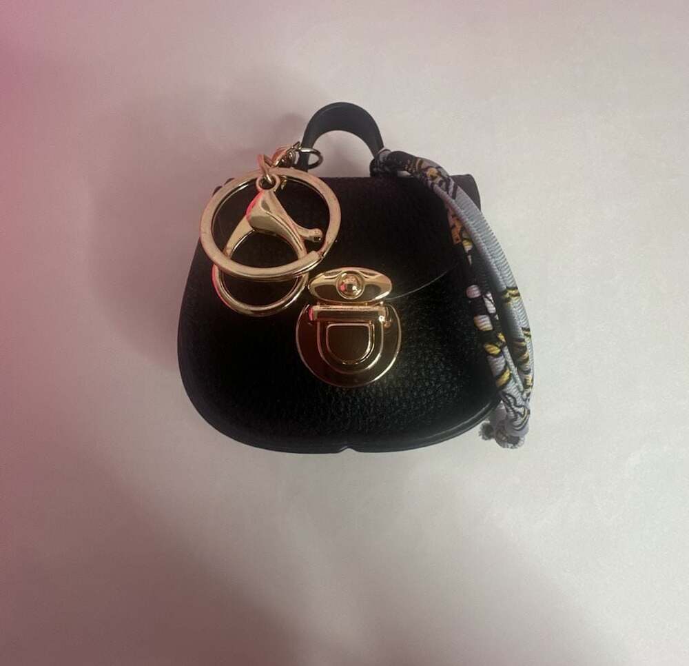 Mini Saddle Shaped Pouch Versatile Small Bag For Keychains Earphones Black